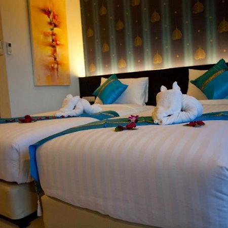 Kata Green Beach Hotel מראה חיצוני תמונה