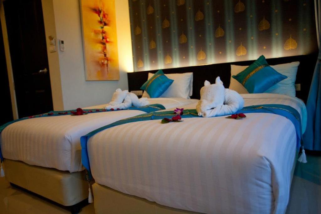 Kata Green Beach Hotel מראה חיצוני תמונה